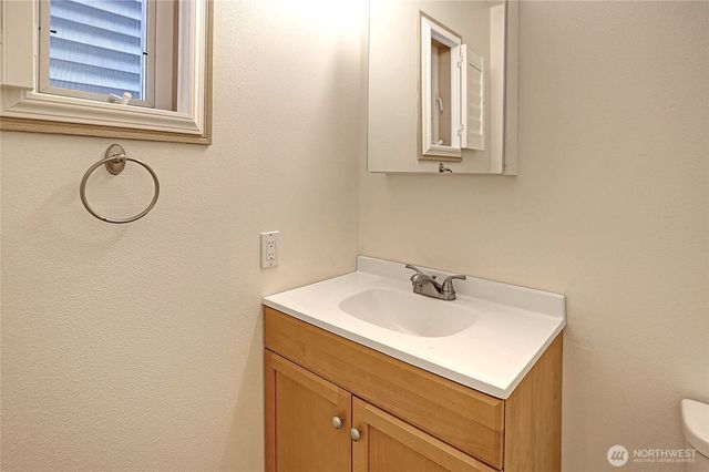 663 Vesper Way, Camano Island, WA 98282