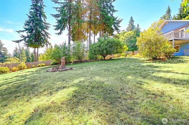 663 Vesper Way, Camano Island, WA 98282