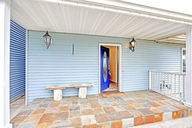 663 Vesper Way, Camano Island, WA 98282