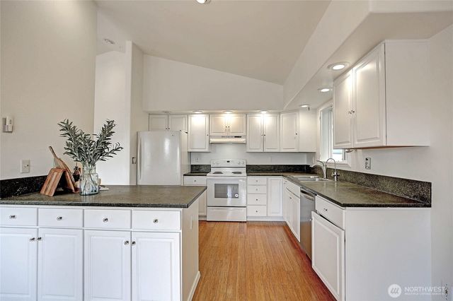 663 Vesper Way, Camano Island, WA 98282