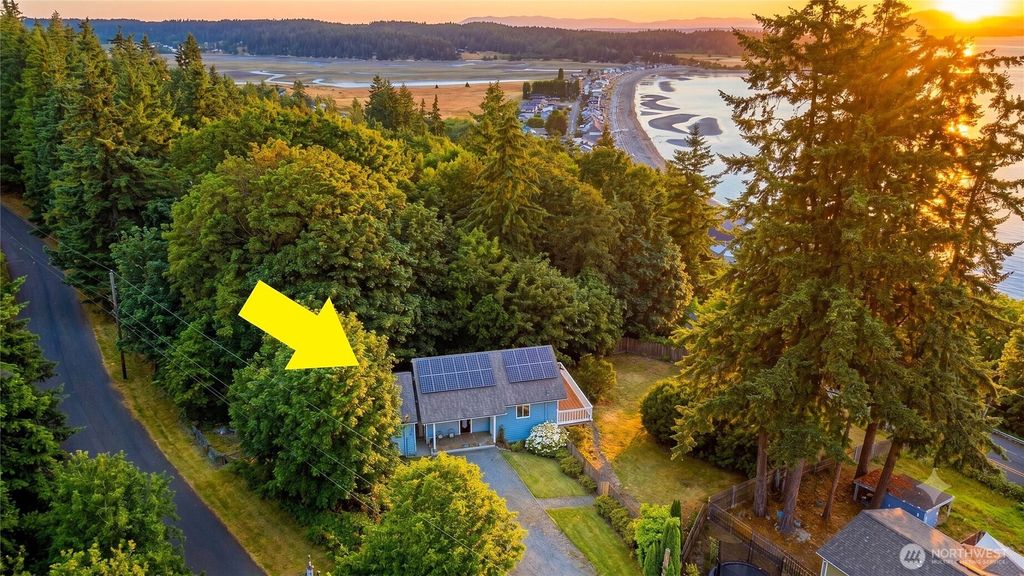 663 Vesper Way, Camano Island, WA 98282