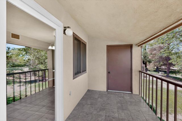 915 Country Club Drive SE APT H, Rio Rancho, NM 87124