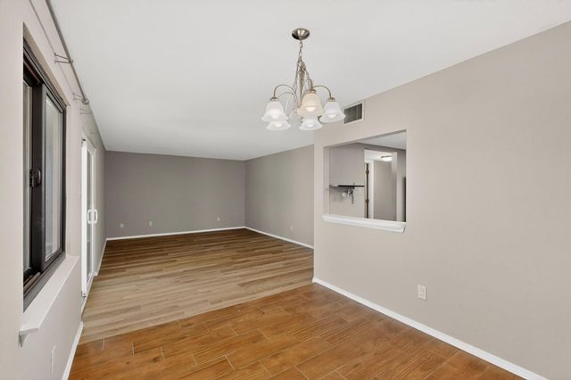 915 Country Club Drive SE APT H, Rio Rancho, NM 87124