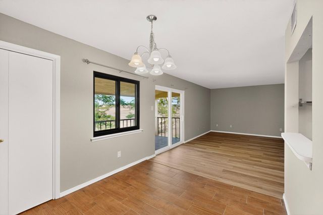 915 Country Club Drive SE APT H, Rio Rancho, NM 87124