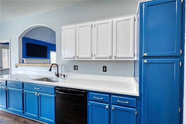 2123 Kellington Drive, Mcdonough, GA 30253