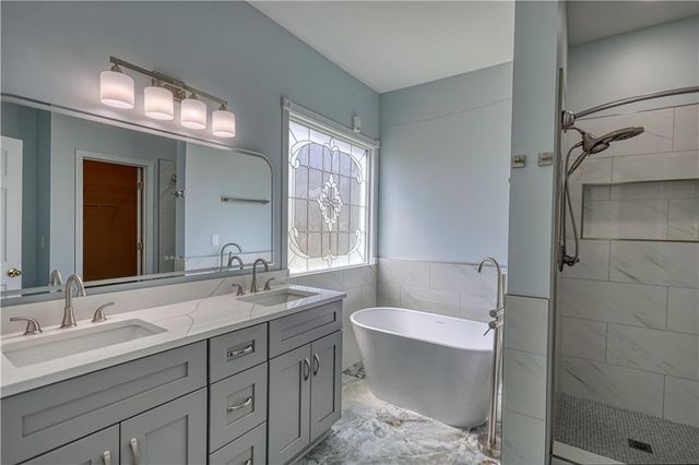 2123 Kellington Drive, Mcdonough, GA 30253