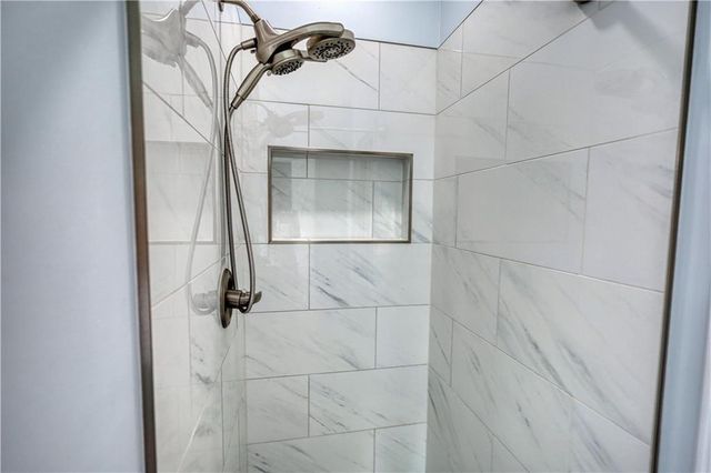 2123 Kellington Drive, Mcdonough, GA 30253