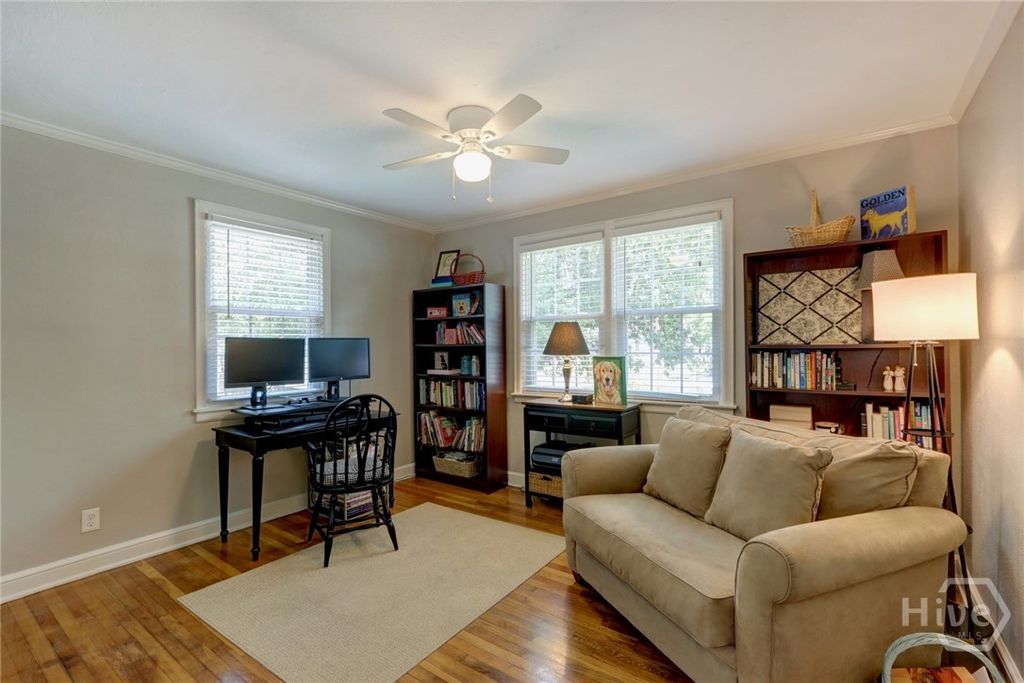 Image 15 of property listing at 423 E 57th Street, Savannah, GA 31405
