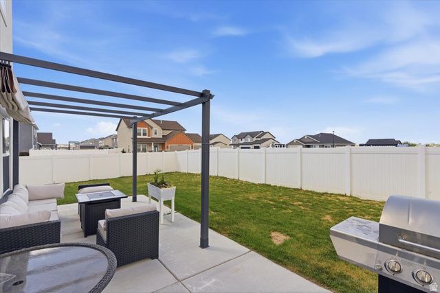 3296 W 3200 S, West Haven, UT 84401