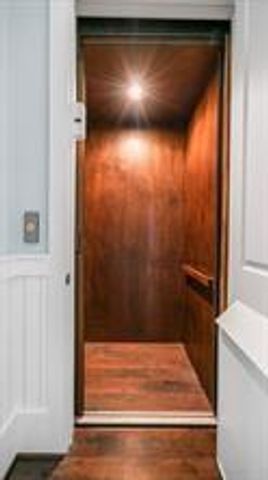 2614 E Seaside Drive, Galveston, TX 77550