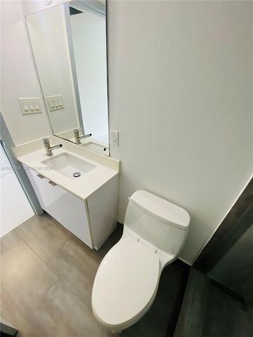 801 15th St 102, Miami Beach, FL 33139