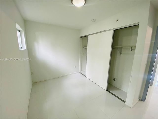 801 15th St 102, Miami Beach, FL 33139