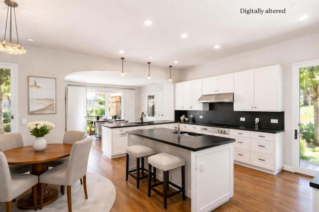 16733 Calle Hermosa, San Diego, CA 92127