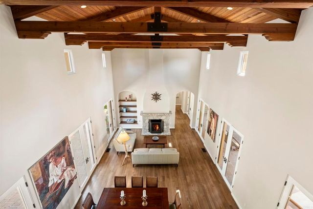 16733 Calle Hermosa, San Diego, CA 92127