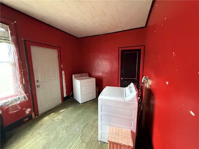 12 Connor St, South Union Twp, PA 15401