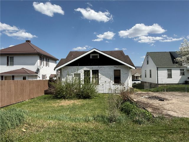 12 Connor St, South Union Twp, PA 15401