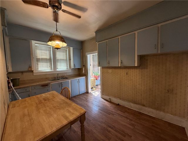 12 Connor St, South Union Twp, PA 15401