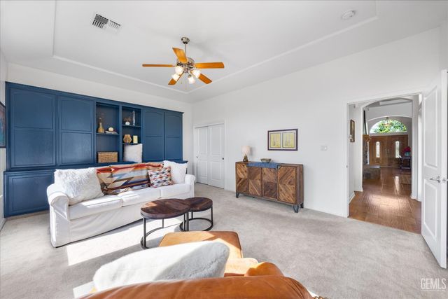 804 Revere Way, Bakersfield, CA 93312