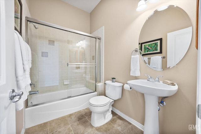 804 Revere Way, Bakersfield, CA 93312