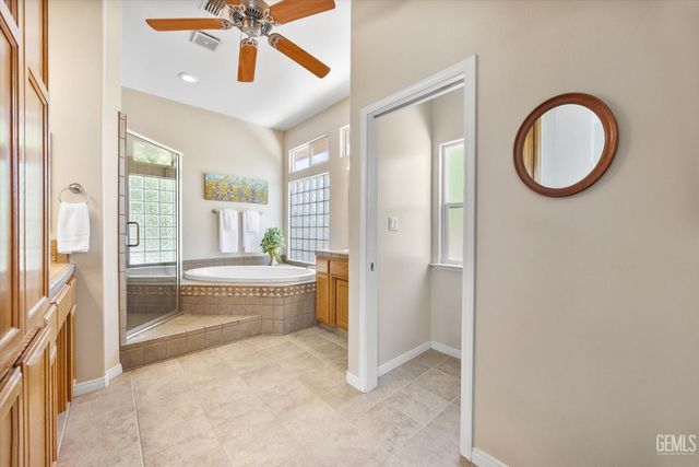 804 Revere Way, Bakersfield, CA 93312