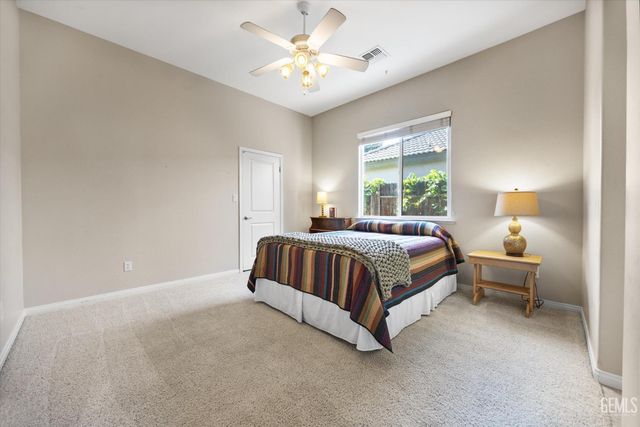 804 Revere Way, Bakersfield, CA 93312