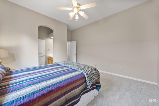 804 Revere Way, Bakersfield, CA 93312