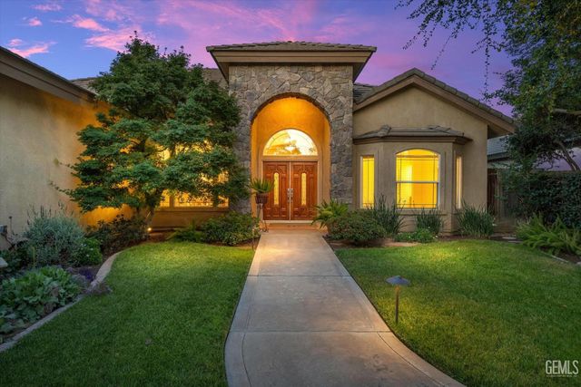 804 Revere Way, Bakersfield, CA 93312