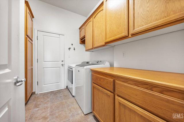 804 Revere Way, Bakersfield, CA 93312