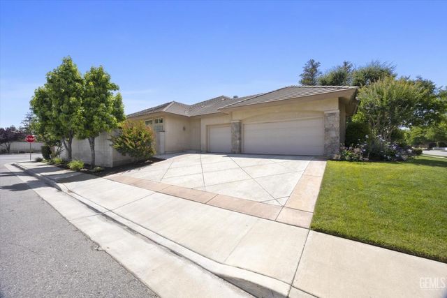 804 Revere Way, Bakersfield, CA 93312