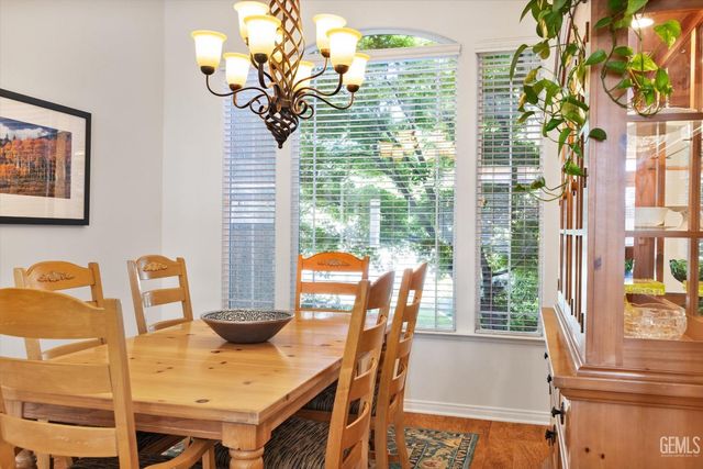 804 Revere Way, Bakersfield, CA 93312