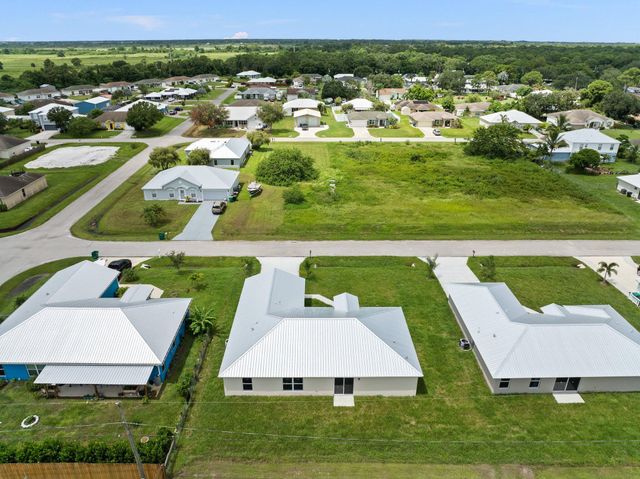 956 SE 39th Terrace, Okeechobee, FL 34974