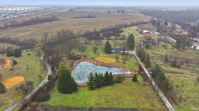 10209 Coverdale Road, Fort Wayne, IN 46809