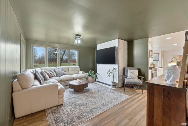 10209 Coverdale Road, Fort Wayne, IN 46809