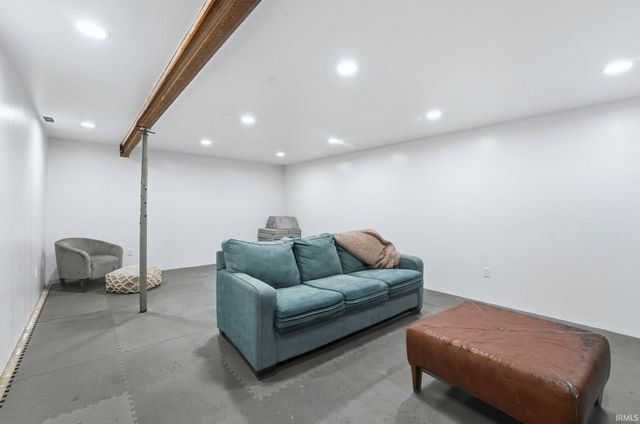 10209 Coverdale Road, Fort Wayne, IN 46809