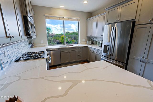 6939 E BRAMBLE BERRY Lane, Scottsdale, AZ 85266