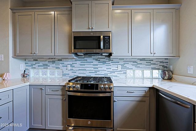 6939 E BRAMBLE BERRY Lane, Scottsdale, AZ 85266