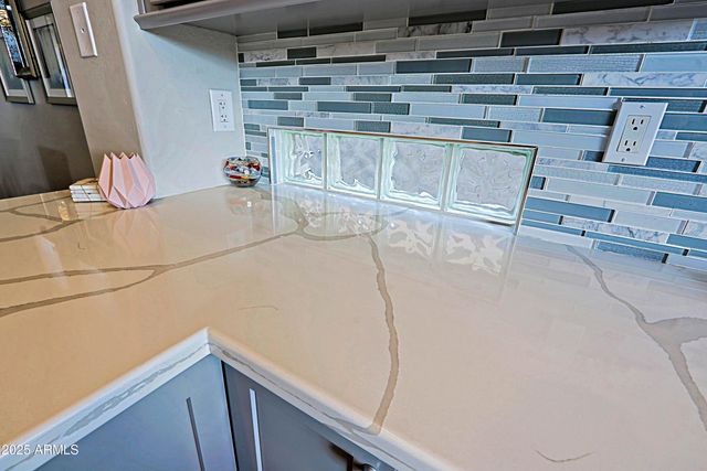 6939 E BRAMBLE BERRY Lane, Scottsdale, AZ 85266