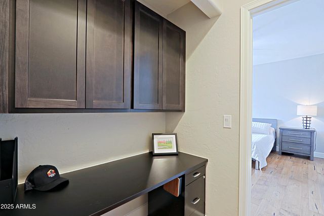 6939 E BRAMBLE BERRY Lane, Scottsdale, AZ 85266