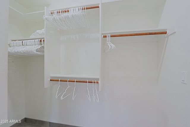 6939 E BRAMBLE BERRY Lane, Scottsdale, AZ 85266