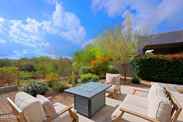 6939 E BRAMBLE BERRY Lane, Scottsdale, AZ 85266