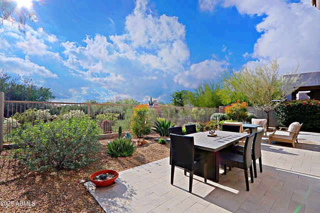 6939 E BRAMBLE BERRY Lane, Scottsdale, AZ 85266