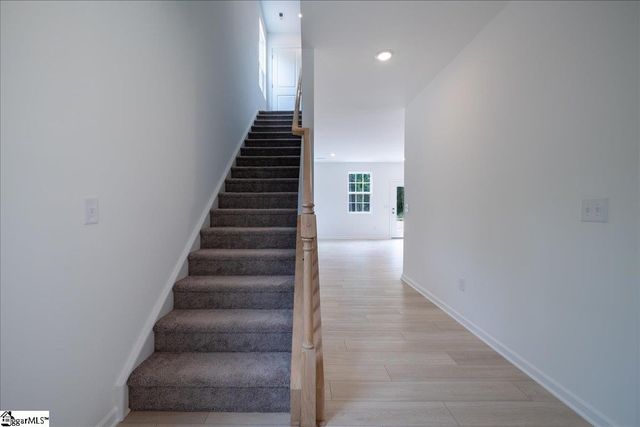 124 Selton Place, Taylors, SC 29687