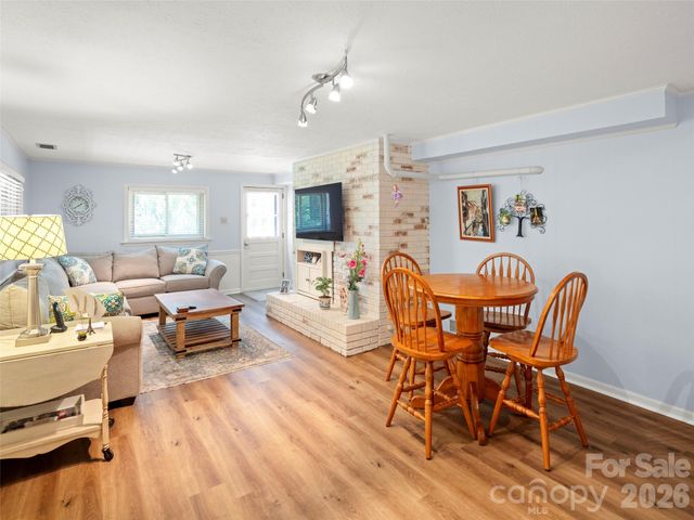 340 Sycamore Drive, Arden, NC 28704