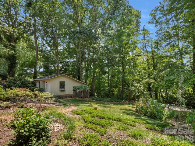 340 Sycamore Drive, Arden, NC 28704