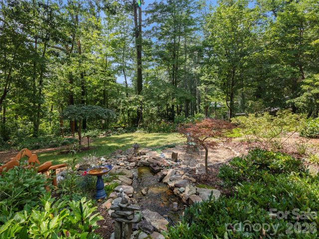 340 Sycamore Drive, Arden, NC 28704