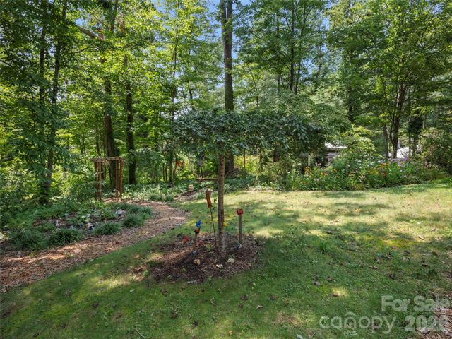 340 Sycamore Drive, Arden, NC 28704