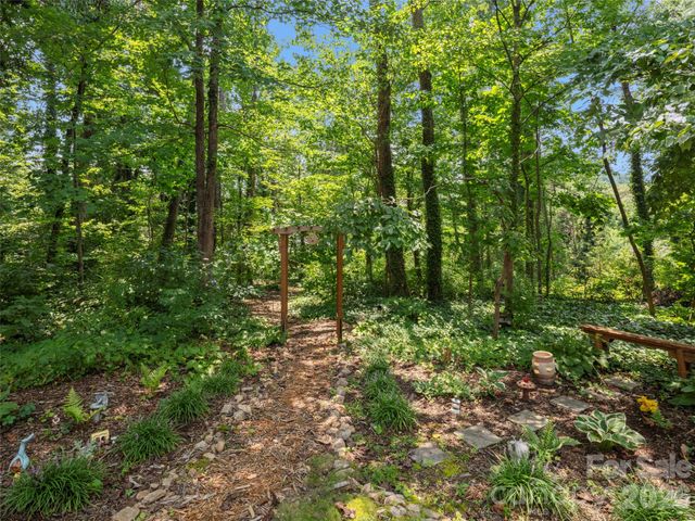 340 Sycamore Drive, Arden, NC 28704