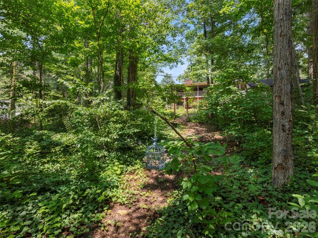 340 Sycamore Drive, Arden, NC 28704