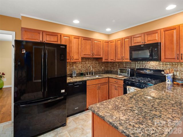 340 Sycamore Drive, Arden, NC 28704