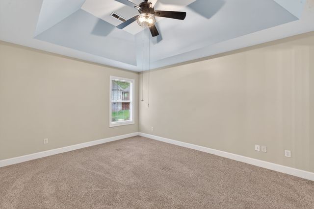 1046 Island Brook Dr, Hendersonville, TN 37075